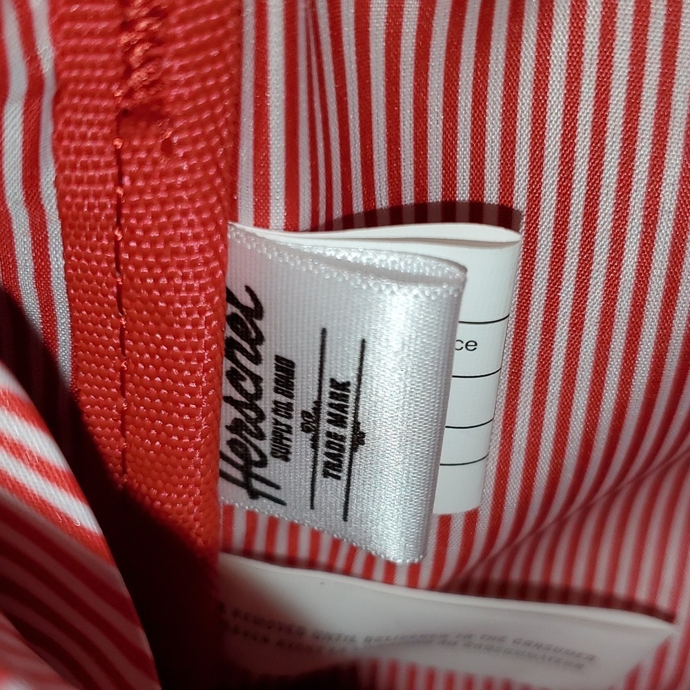 NWT Herschel Supply Co. The Fifteen Hip Sack - Picture 8 of 12